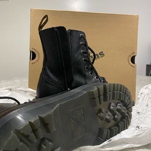 Dr Martens Women’s Jadon lll Black Pisa. Us size 7.